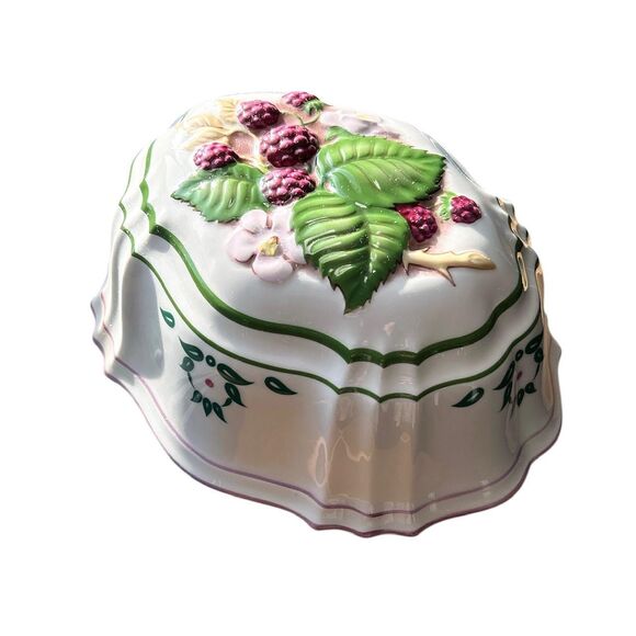 Vintage Franklin Mint Le Cordon Bleu Oval Black Raspberry Ceramic Wall Mold - Picture 2 of 5